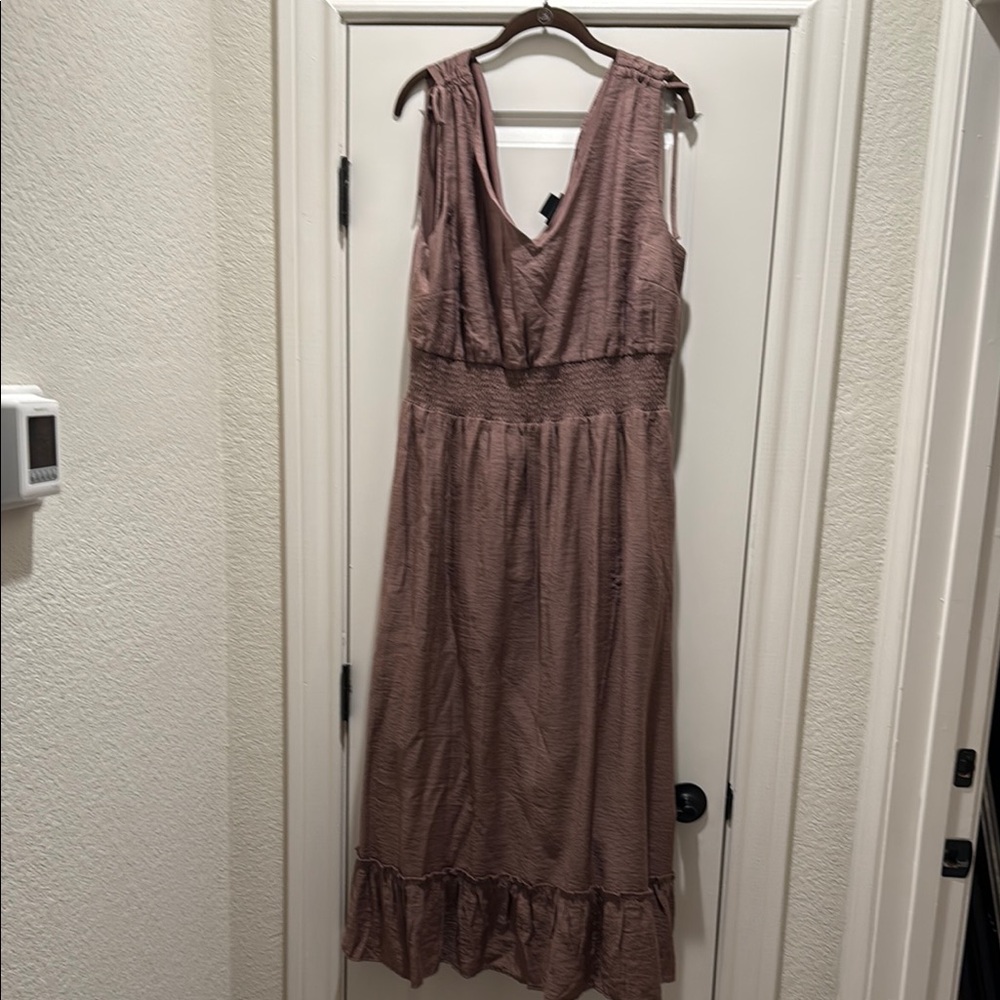 Sleeveless Dress with pockets